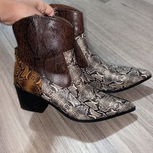 cute animal print booties size 8!